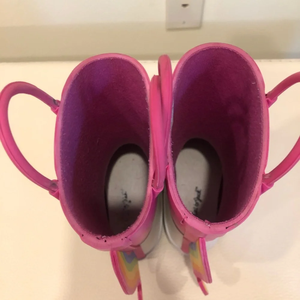 Cat and Jack Unicorn Rain Boots Sz 8